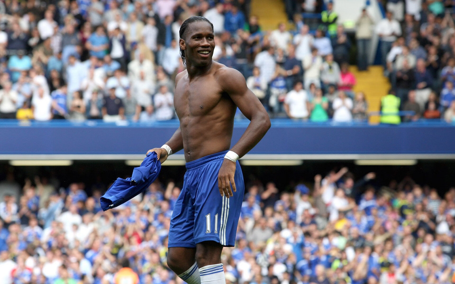 德甲:奥格斯堡1-0击败柏林赫塔,决定胜负的点球命中,奥格斯堡对赫塔