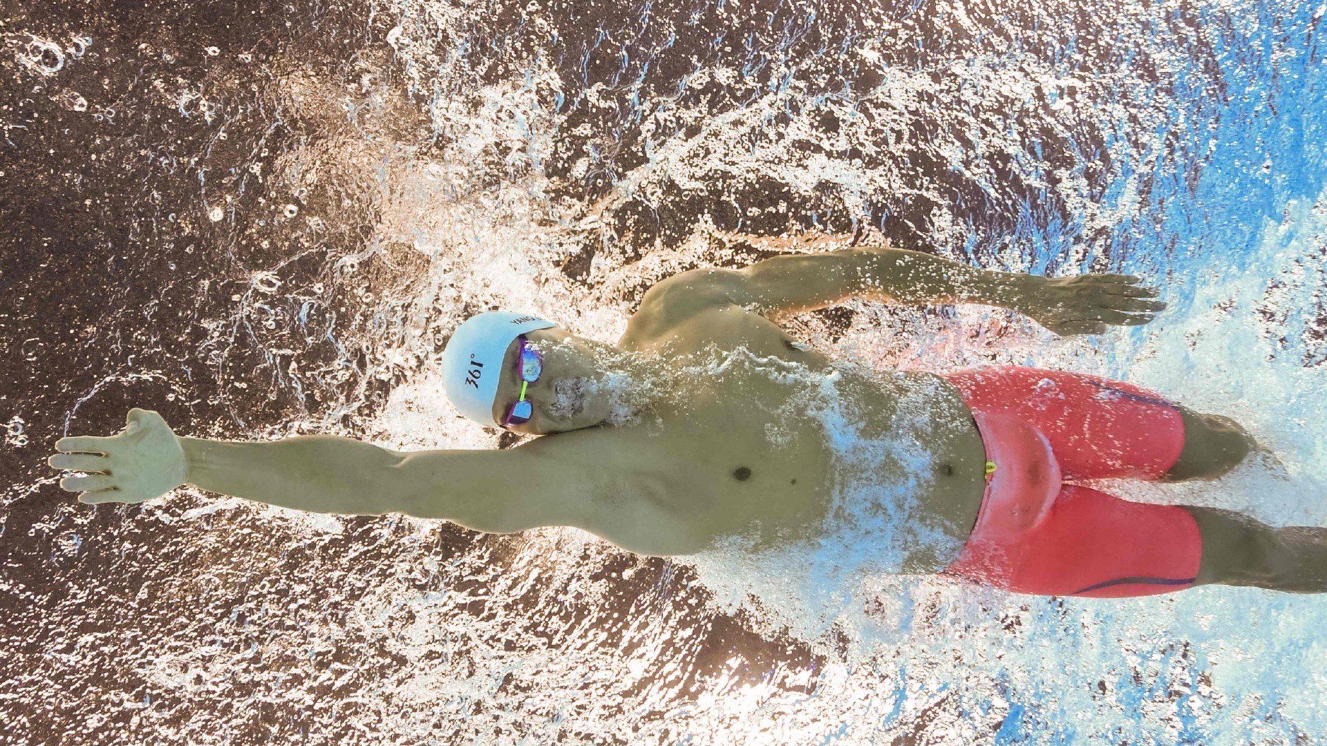 攀岩速度赛，挑战极限的快感爆棚，攀岩速度比赛发令